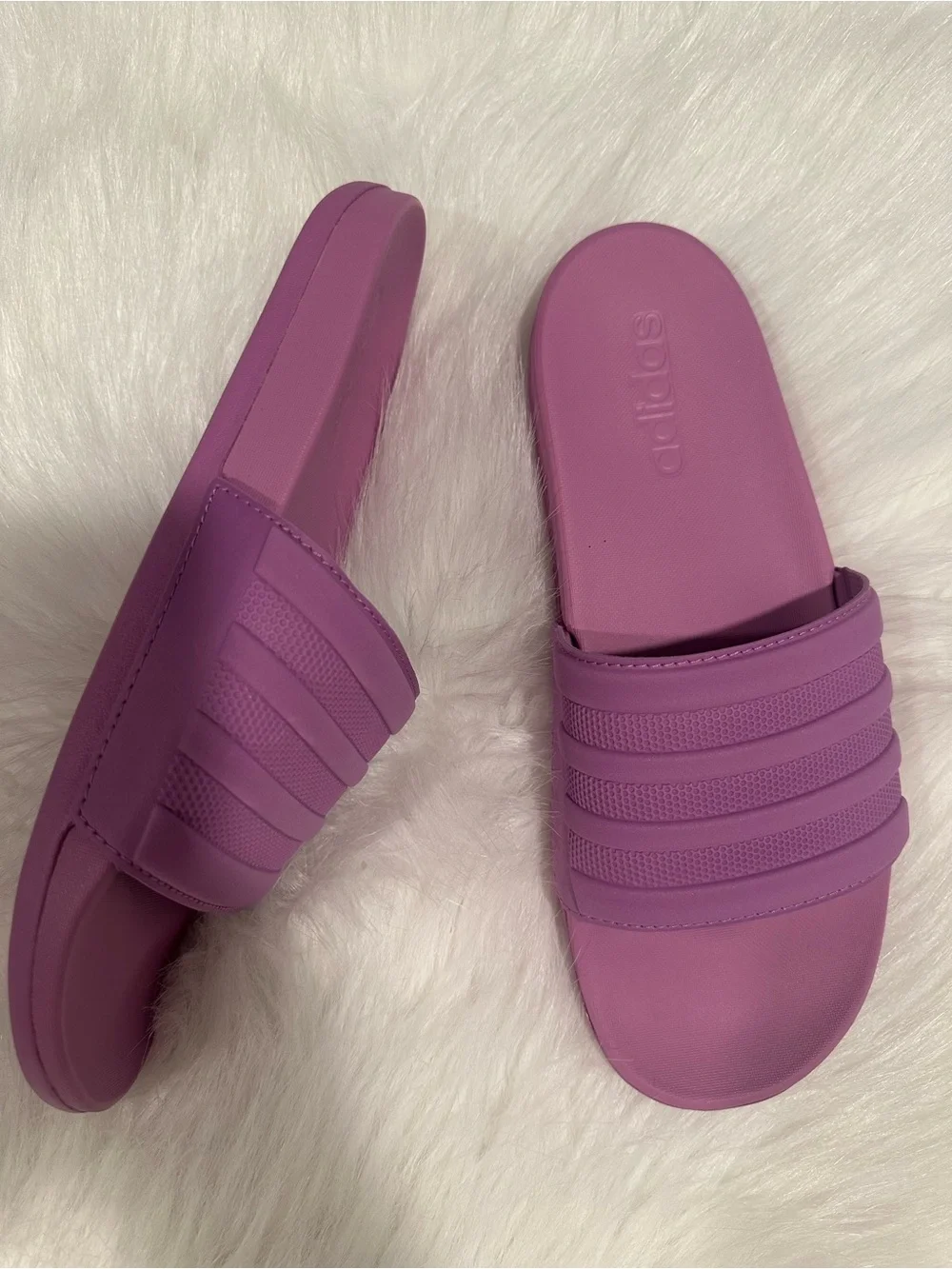 Adidas Originals Adilette Slides in Purple Men’s size US 9